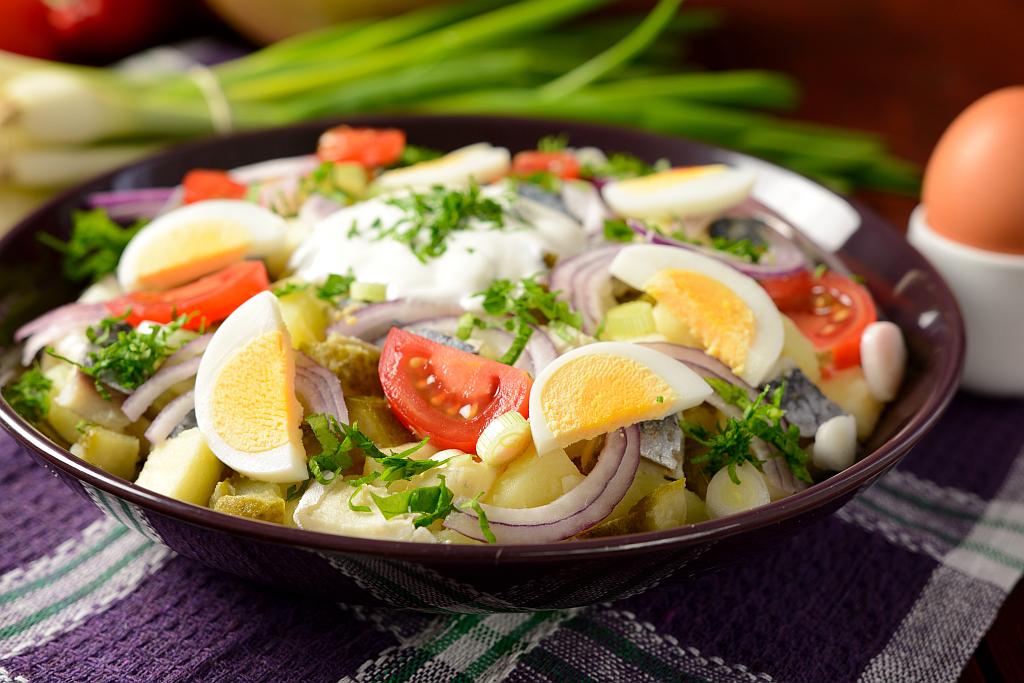 salata s krompirom i ribom
