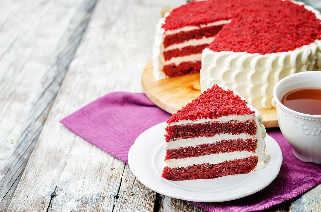 Red velvet torta